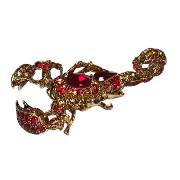 Scorpion Crystal Rhinestone Bling Articulated Stinger Brooch Pendant - Picture 12 of 15